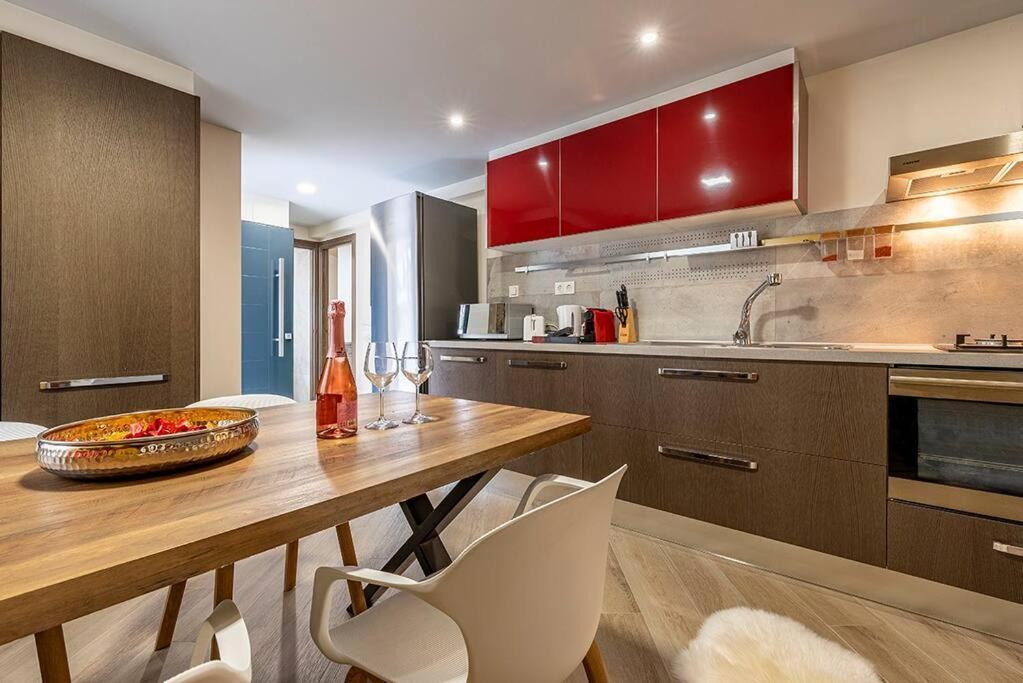 Lusso E Relax Con Piscina A 2 Minuti Dal Mare Apartman Miami Playa Kültér fotó